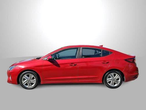 Scarlet Red Pearl 2020 Hyundai ELANTRA SEL