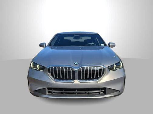 Oxide Grey Metallic 2025 BMW 530 530i