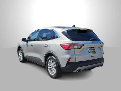 Ingot Silver Metallic 2020 Ford Escape SE