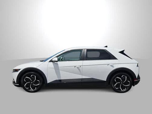 Atlas White 2023 Hyundai IONIQ 5 SEL