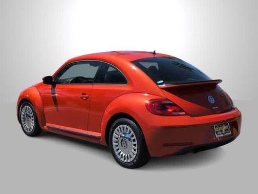 Habanero Orange Metallic 2016 Volkswagen Beetle 1.8T SE