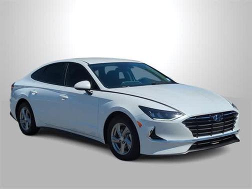 2021 Hyundai SONATA SE