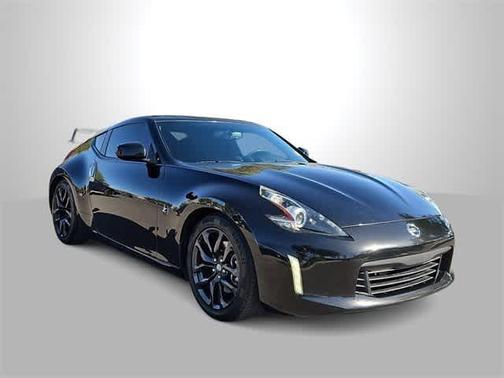 2019 Nissan 370Z Base