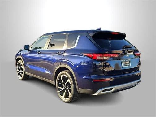 2022 Mitsubishi Outlander SE 2.5 2WD