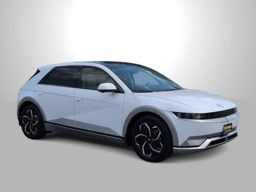 Atlas White 2023 Hyundai IONIQ 5 Limited