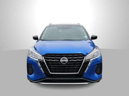 Electric Blue/Super Black 2022 Nissan Kicks SV