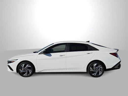 2025 Hyundai ELANTRA HEV SEL Sport