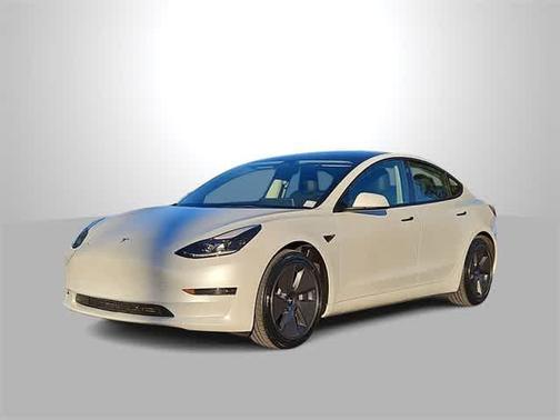 2023 Tesla Model 3 Standard Range