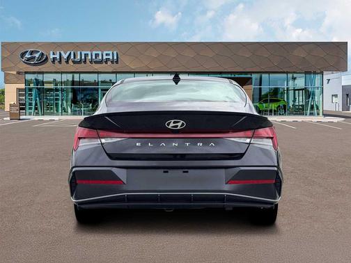 2026 Hyundai ELANTRA Sport