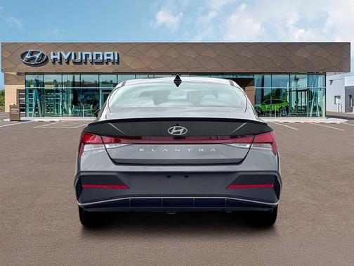 2026 Hyundai ELANTRA Sport