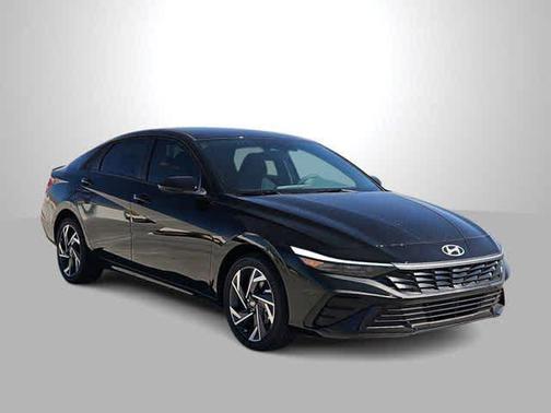 2025 Hyundai ELANTRA HEV SEL Sport