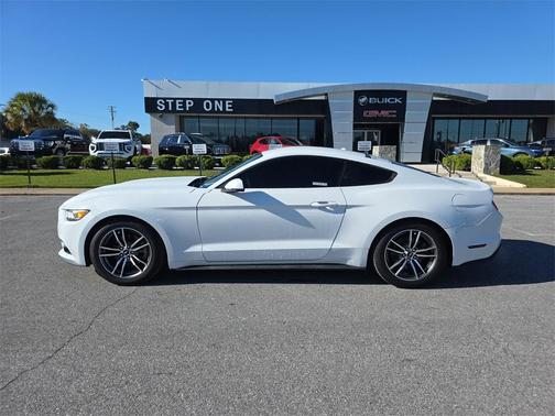2017 Ford Mustang EcoBoost Premium