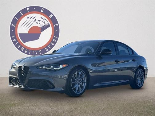 2024 Alfa Romeo Giulia Base