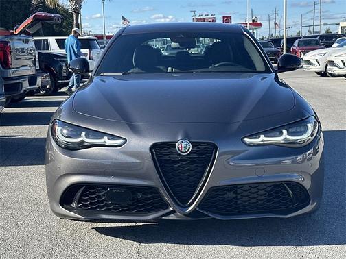 2024 Alfa Romeo Giulia Base