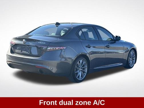 2024 Alfa Romeo Giulia Base