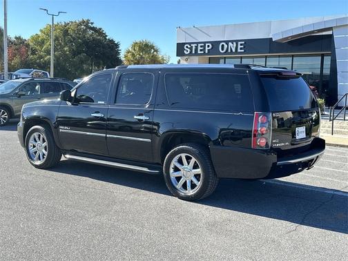 2011 GMC Yukon XL 1500 Denali