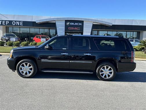 2011 GMC Yukon XL 1500 Denali