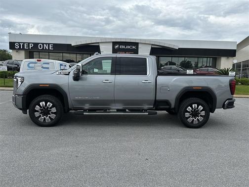 2025 GMC Sierra 2500 Denali