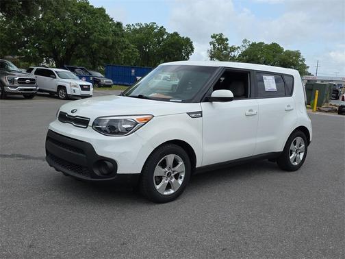 2017 Kia Soul Base
