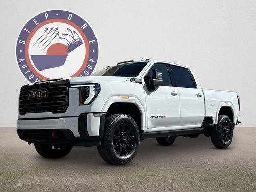 2026 GMC Sierra 2500 AT4