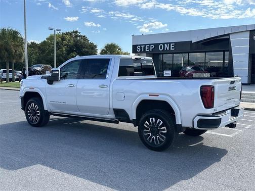 2024 GMC Sierra 2500 Denali Ultimate
