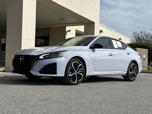 2024 Nissan Altima 2.5 SR