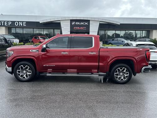 2022 GMC Sierra 1500 SLT