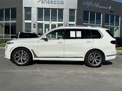 2023 BMW X7 xDrive40i