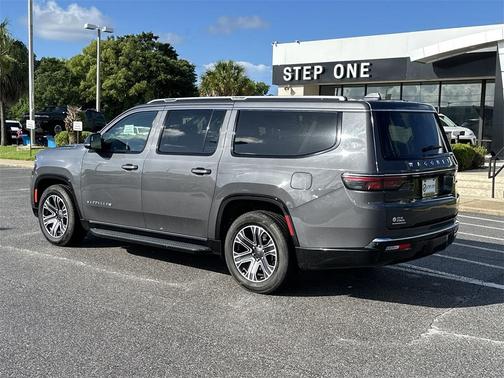 2023 Jeep Wagoneer L Series II