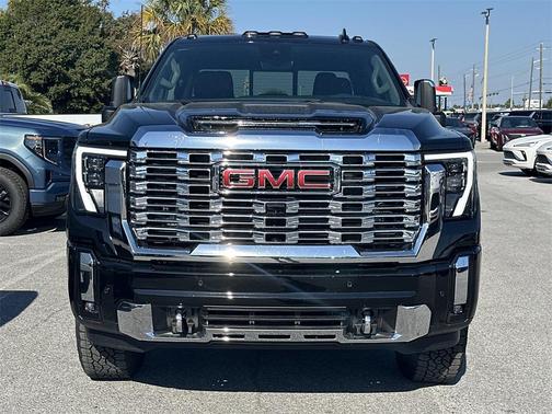 2025 GMC Sierra 2500 Denali