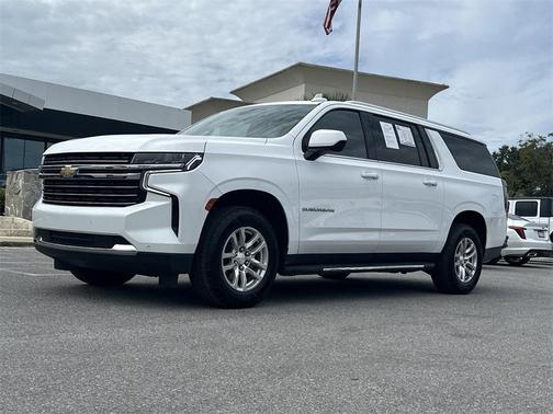 2023 Chevrolet Suburban LT