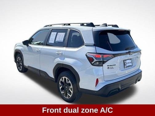 Crystal White Pearl 2025 Subaru Forester Premium