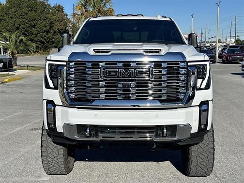 2024 GMC Sierra 2500 Denali