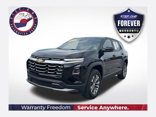 Mosaic Black Metallic 2025 Chevrolet Equinox LT