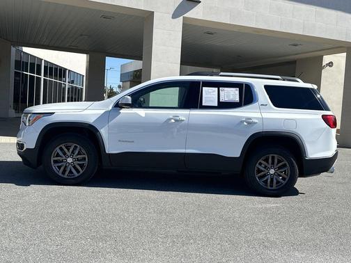 2017 GMC Acadia SLT-1