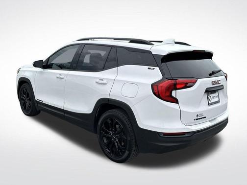 Summit White 2021 GMC Terrain SLT