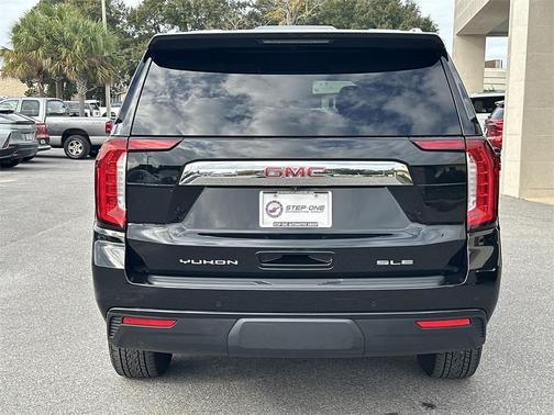 2021 GMC Yukon SLE