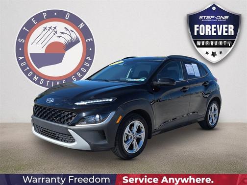2022 Hyundai KONA SEL