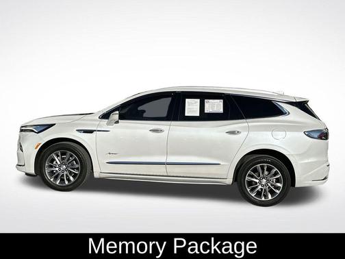 2022 Buick Enclave Avenir