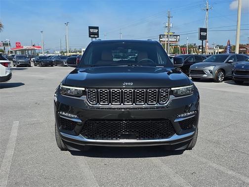 2024 Jeep Grand Cherokee Summit