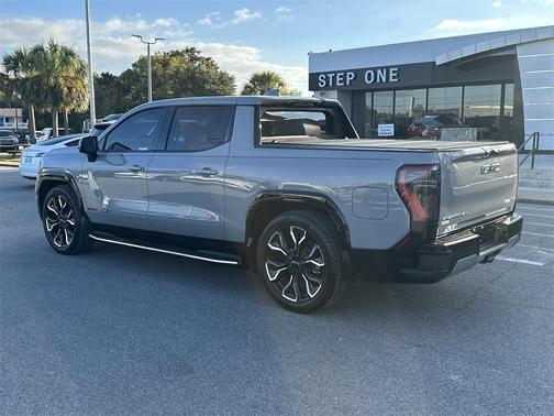2025 GMC Sierra EV Denali