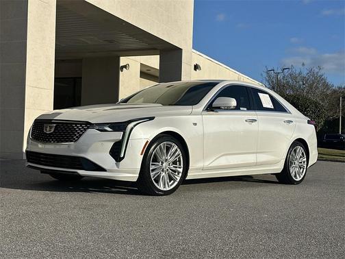 2023 Cadillac CT4 Premium Luxury