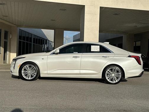 2023 Cadillac CT4 Premium Luxury