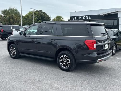 2024 Ford Expedition Max XLT