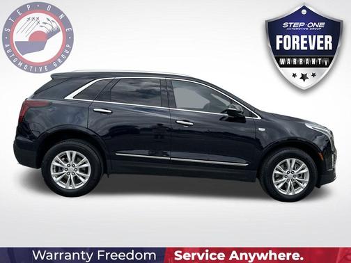 Dark Moon Blue Metallic 2022 Cadillac XT5 Luxury