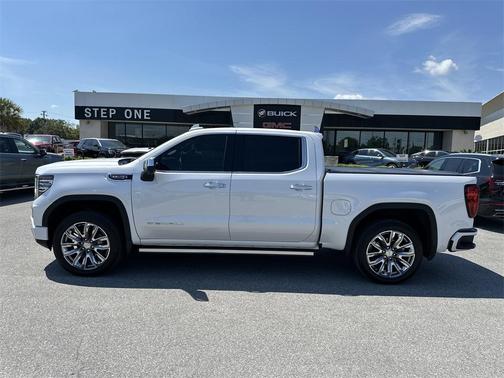 2025 GMC Sierra 1500 Denali