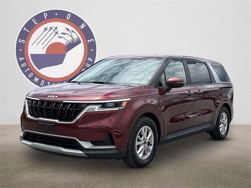 2023 Kia Carnival LX