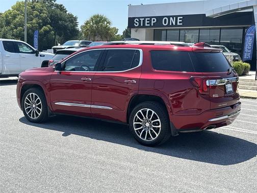 2021 GMC Acadia Denali