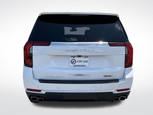Summit White 2026 GMC Yukon XL Denali
