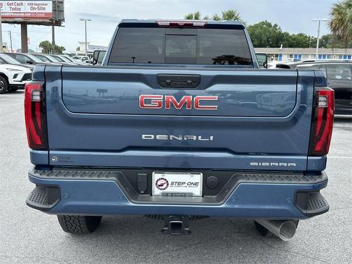 2025 GMC Sierra 2500 Denali
